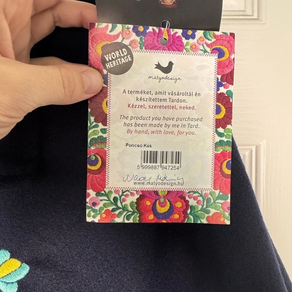 NWT Matyo Designs Handmade Cape Poncho Navy Felt Cowlneck Embrioded One Size - Picture 7 of 10